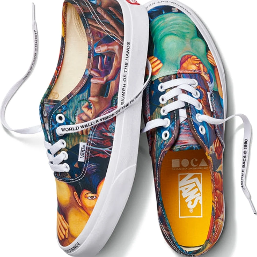 HPπ»VANS X MOCA Women's SIZE 6 - Picture 1 of 8
